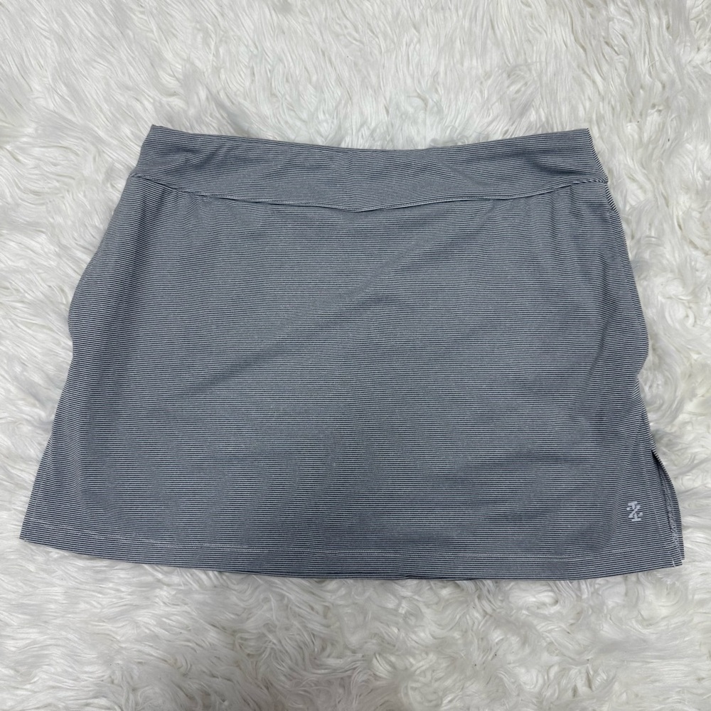 Brand New Izod Fitness Gray Athletic Mini Skort Women’s Size Medium